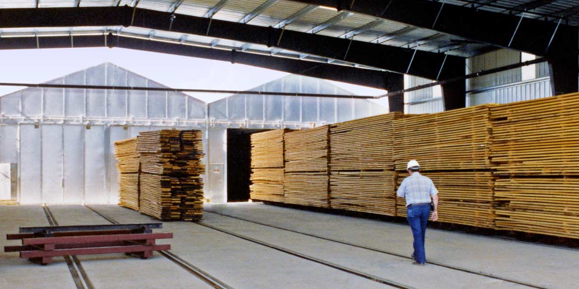 Wellons Track Loading Lumber Dry Kiln